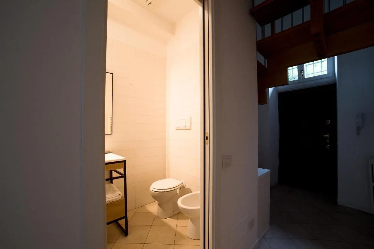 Hbhall Navigli 30 Apartment Milan