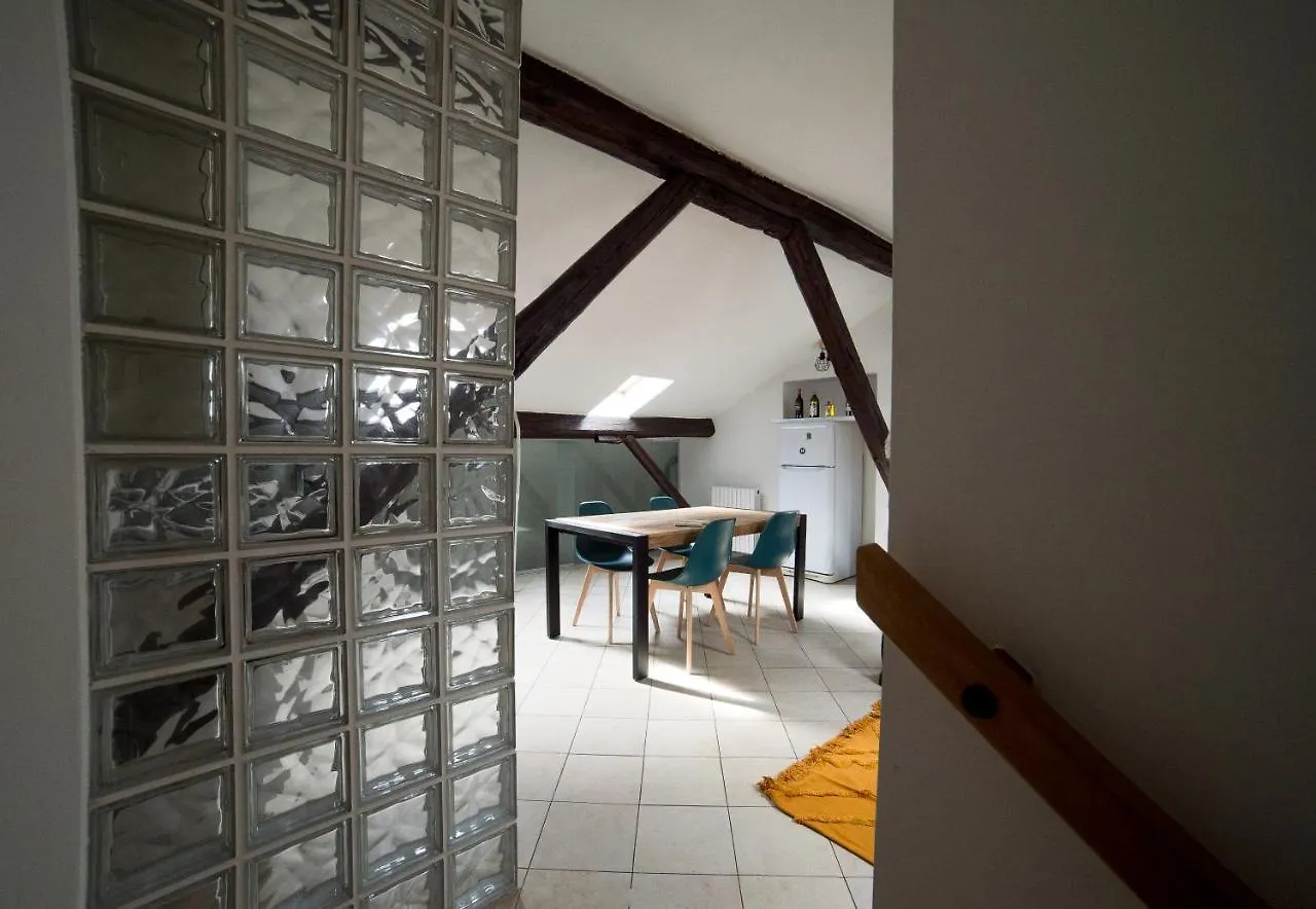 Hbhall Navigli 30 location